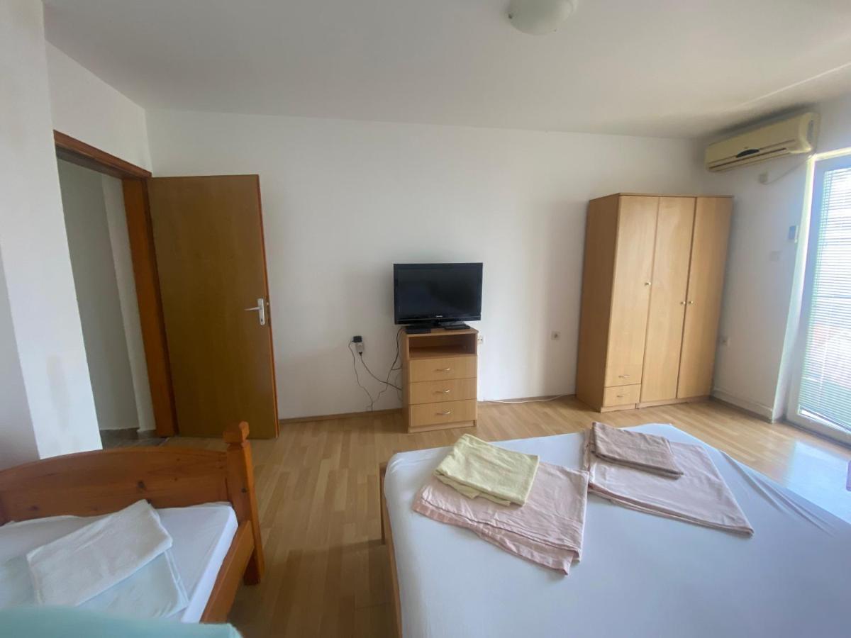 Apartments Djuricic Κότορ Εξωτερικό φωτογραφία